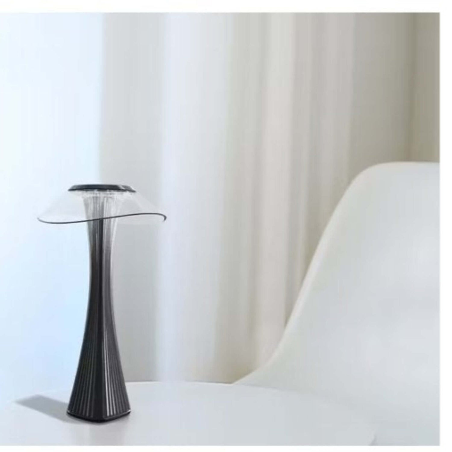 Nordika Moderne – Opladelig LED-lampe i minimalistisk design